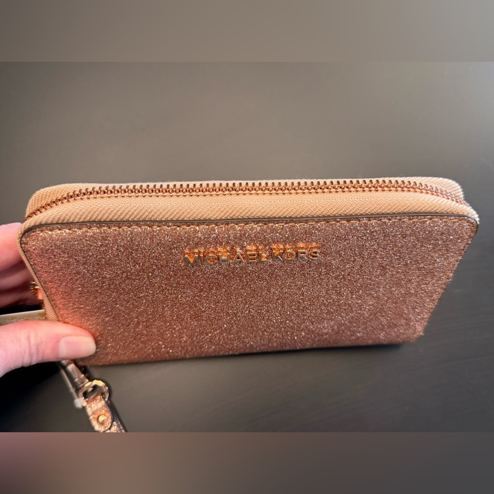 MICHAEL KORS *NWT* Jet Set MF Phone Case Wallet Wristlet Glitter Rose Gold - Picture 6 of 10